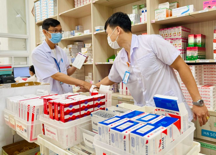 Đấu thầu thuốc, vật tư y tế, bệnh viện được chỉ định thầu trong trường hợp cấp bách- Ảnh 1. Đấu thầu thuốc, vật tư y tế, bệnh viện được chỉ định thầu trong trường hợp cấp bách- Ảnh 1.