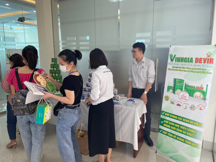 Chi hội dinh dưỡng Nhi khoa đồng hành cùng Dược phẩm Vinh Gia tổ chức hội thảo "cung cấp thông tin giúp tăng miễn dịch ở trẻ - Ảnh 3.