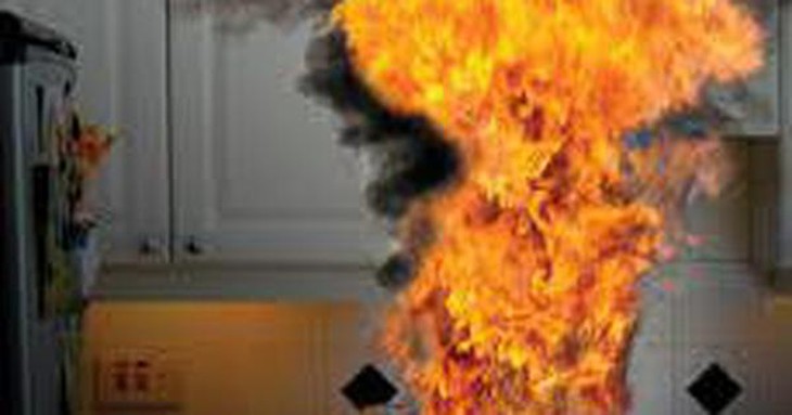 Hải Phòng: Nổ bình gas trong khu bếp nhà thờ họ, 3 người bị thương nặng