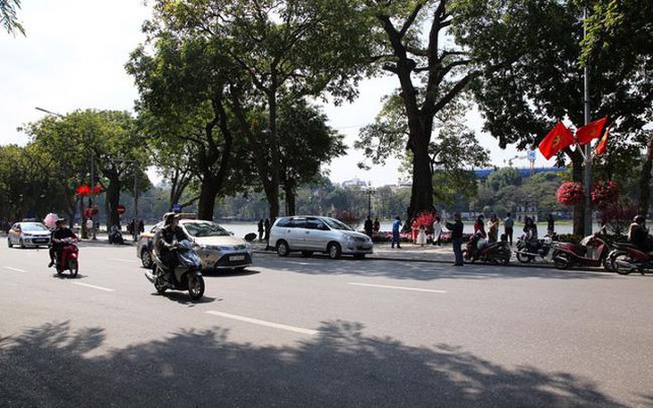 Dự báo thời tiết ngày 28/8: Ngày nắng nóng, chiều tối mưa rào - Ảnh 2.