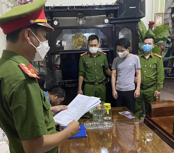 Khởi tố kẻ lợi dụng lòng tin của nhiều người chiếm đoạt gần 2 tỷ đồng - Ảnh 1.