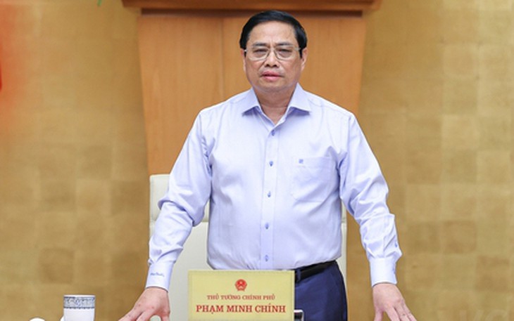 Thủ tướng Chính phủ yêu cầu tăng cường hệ thống y tế, tiêm vaccine