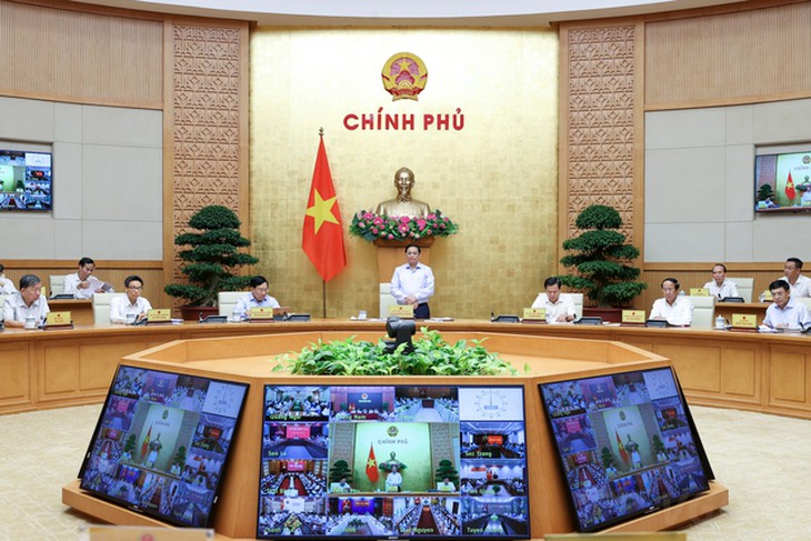 Thủ tướng: Sẵn sàng phương án, kịch bản, nhân lực, trang thiết bị để khám, chữa bệnh và phòng, chống dịch - Ảnh 2.