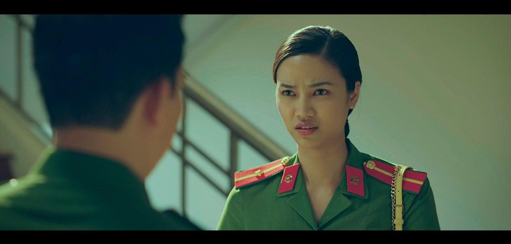 Đời thường nóng bỏng của thiếu úy công an Phương Linh 'Đấu trí' - Ảnh 1.