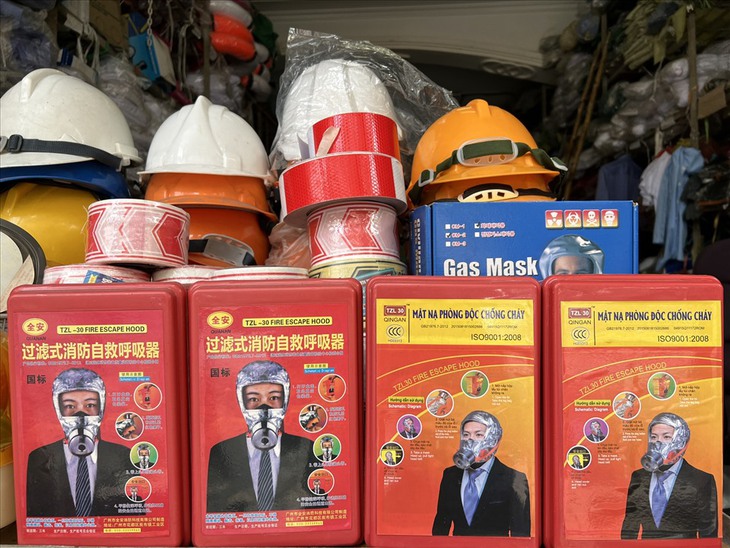 Có cần tích trữ đồ bảo hộ chống cháy trong nhà? - Ảnh 4.