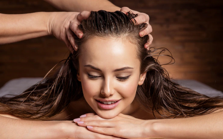 3 cách massage giúp giảm rụng tóc, kích thích tóc mọc
