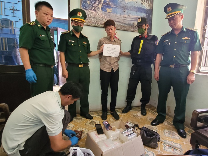 Quảng Trị: Phá chuyên án ma túy "khủng" có trang bị vũ khí nóng - Ảnh 1.