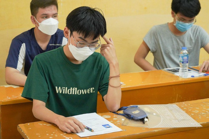 Tình trạng chênh lệch lớn giữa điểm thi tốt nghiệp THPT và điểm học bạ có đáng lo ngại? - Ảnh 2.