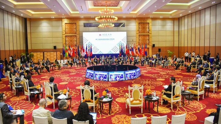 ARF29: Đối thoại thực chất, trao đổi sâu rộng về các vấn đề khu vực và quốc tế - Ảnh 1. ARF29: Đối thoại thực chất, trao đổi sâu rộng về các vấn đề khu vực và quốc tế - Ảnh 1.