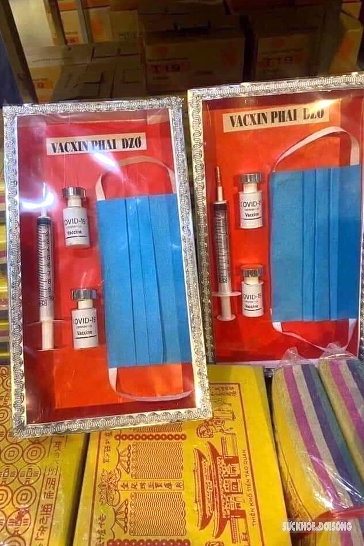 “Đột nhập” làng làm ngựa vàng mã lớn nhất Miền Bắc trước ngày Lễ Vu Lan - Ảnh 1.