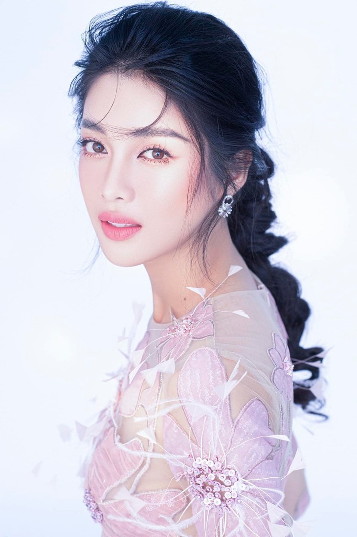 Nhan sắc “nàng kiều” Trình Mỹ Duyên vừa lên tiếng phủ nhận nằm trong đường dây bán dâm cao cấp - Ảnh 3.