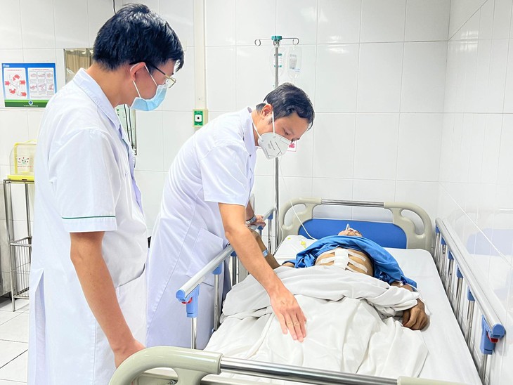 Có người 30 tuổi đã bị ung thư dạ dày, bác sĩ nêu những dấu hiệu mơ hồ cảnh báo - Ảnh 1.
