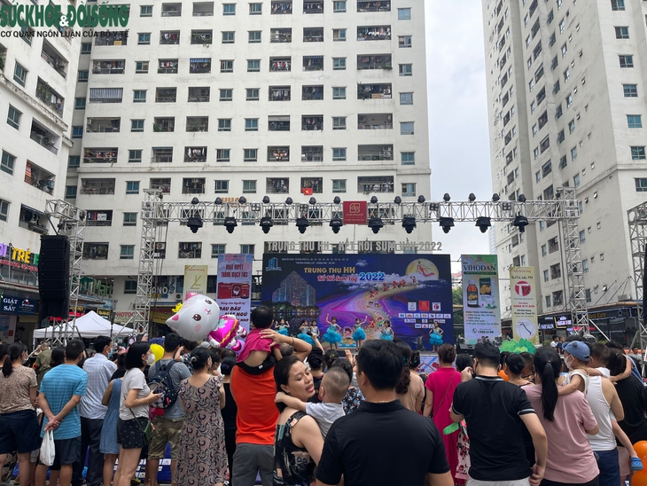 Thiếu nhi chung cư HH Linh Đàm rộn ràng đón Trung thu - Ảnh 1.