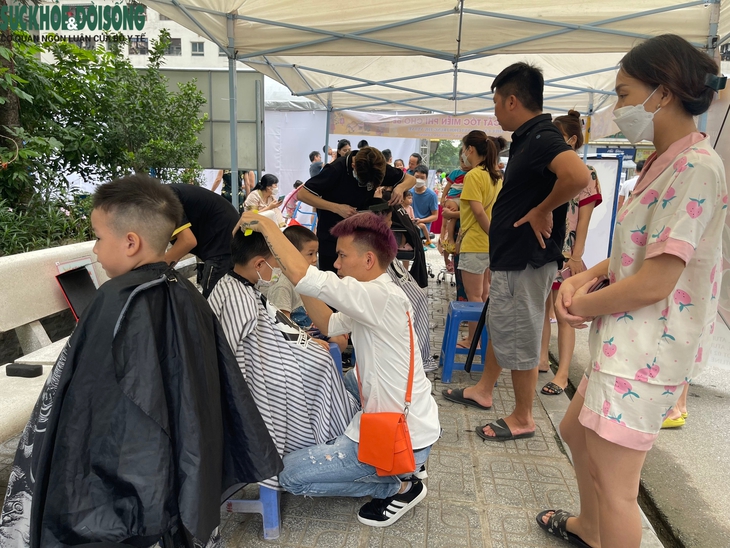Thiếu nhi chung cư HH Linh Đàm rộn ràng đón Trung thu - Ảnh 15.