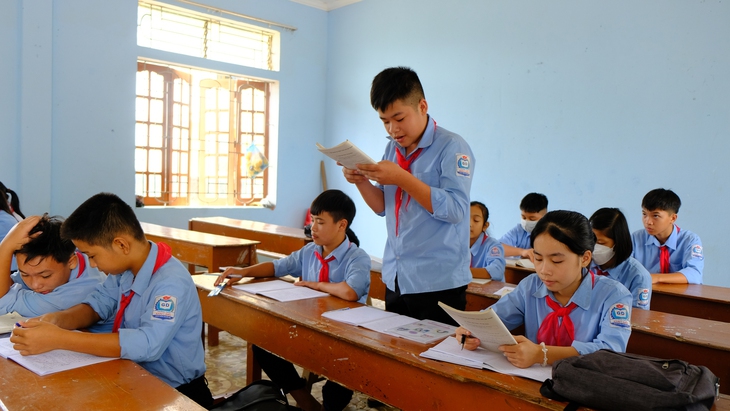 Vụ phải đối sáp nhập trường ở huyện miền núi Nghệ An: Toàn bộ học sinh đã đi học trở lại - Ảnh 2. Vụ phải đối sáp nhập trường ở huyện miền núi Nghệ An: Toàn bộ học sinh đã đi học trở lại - Ảnh 2.