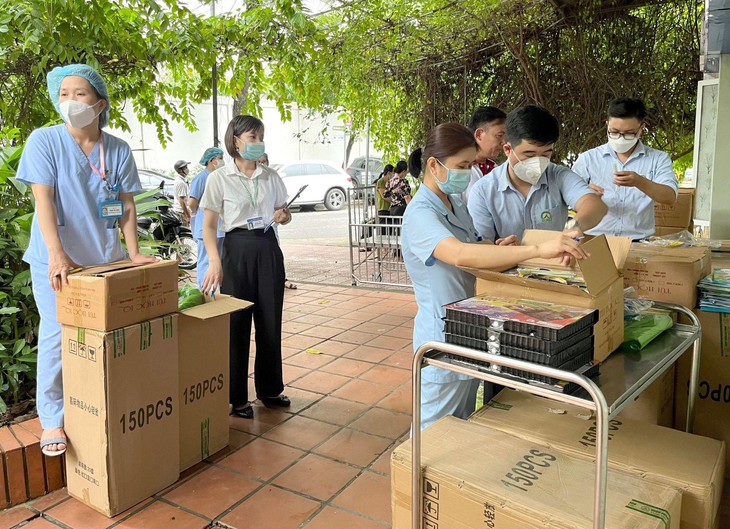 Thuốc ho Nam Dược mang Trung thu đến với các bệnh Nhi Trung ương - Ảnh 3.