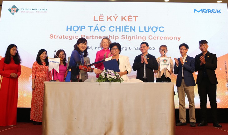 7000 dược sĩ được nâng cao năng lực tư vấn sử dụng thuốc cho cộng đồng - Ảnh 4. 7000 dược sĩ được nâng cao năng lực tư vấn sử dụng thuốc cho cộng đồng - Ảnh 4.