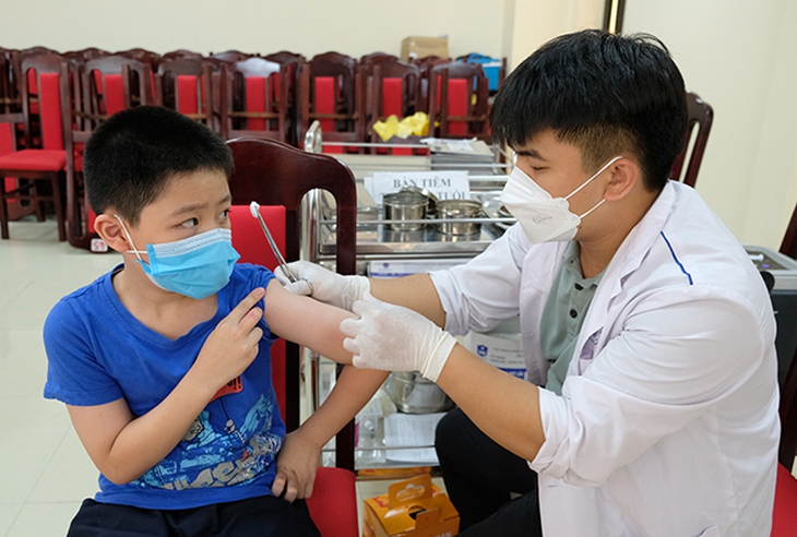 Sáng 5/10: Bệnh nhân COVID-19 nặng giảm; tỉnh, thành nào tiêm vaccine thấp hơn bình quân cả nước? - Ảnh 1. Sáng 5/10: Bệnh nhân COVID-19 nặng giảm; tỉnh, thành nào tiêm vaccine thấp hơn bình quân cả nước? - Ảnh 1.