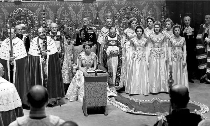 Bí quyết sống thọ của Nữ hoàng Anh Elizabeth II - Ảnh 5.