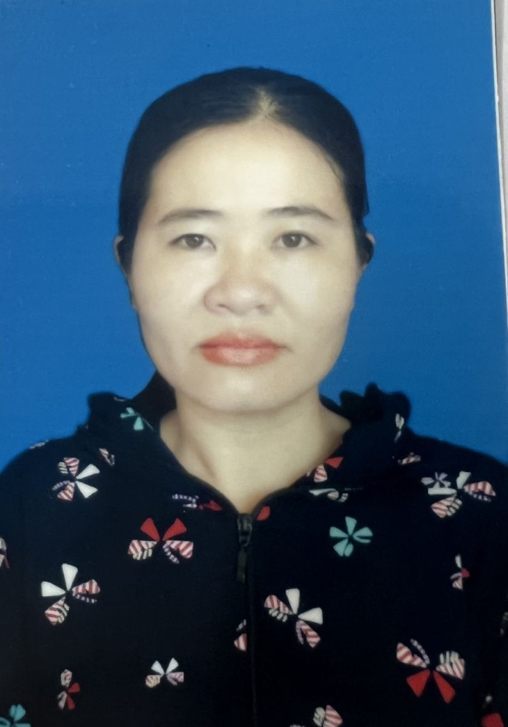Vừa rút tiền từ cây ATM bị đồng nghiệp 'tiện tay' lấy mất - Ảnh 1.