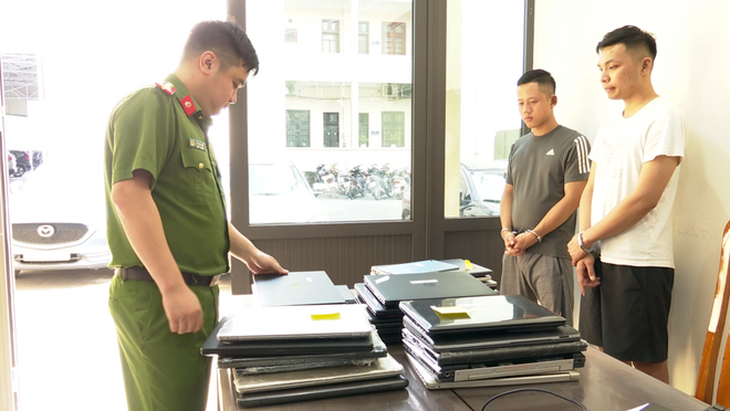 Nhóm trộm cắp…siêu sang, chuyên thuê ô tô đi ‘săn mồi’ - Ảnh 1.