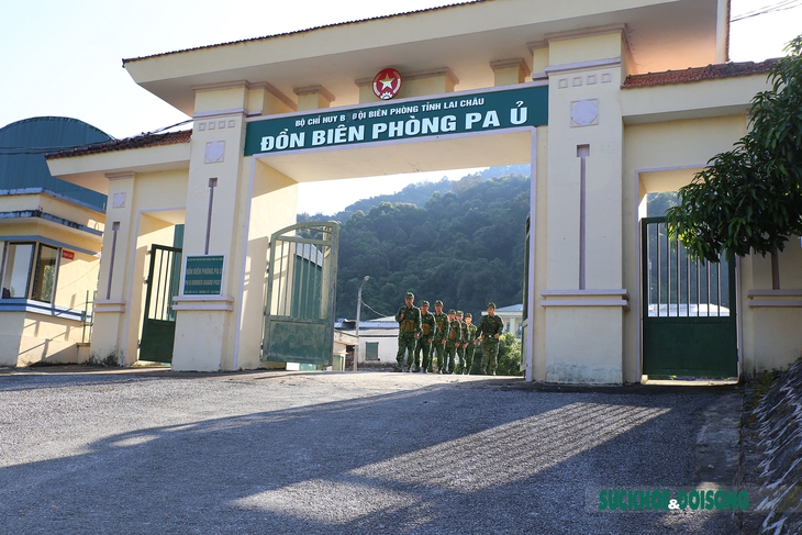 Ấm áp tình thân "Con nuôi Đồn Biên phòng" - Ảnh 1.