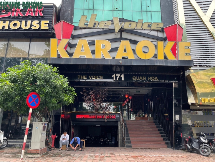 Nhiều quán karaoke 'ế ẩm' sau hàng loạt vụ hỏa hoạn - Ảnh 2.