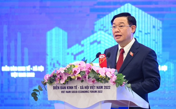 Chủ tịch Quốc hội: Bảo đảm ổn định kinh tế vĩ mô như là yếu tố 'bất biến' để ứng với 'vạn biến'