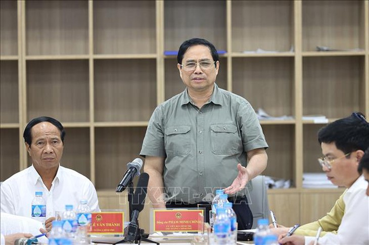 Thủ tướng: Dứt khoát tháo gỡ vướng mắc, hoàn thành, đưa các bệnh viện Trung ương tại Hà Nam vào khám chữa bệnh  - Ảnh 1.