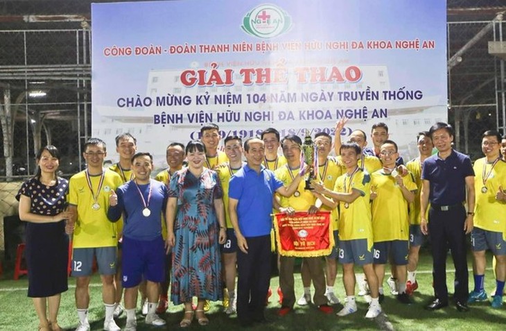 Bệnh viện Hữu nghị Đa khoa Nghệ An: Sôi nổi các hoạt động chào mừng kỷ niệm 104 năm ngày truyền thống - Ảnh 5. Bệnh viện Hữu nghị Đa khoa Nghệ An: Sôi nổi các hoạt động chào mừng kỷ niệm 104 năm ngày truyền thống - Ảnh 5.