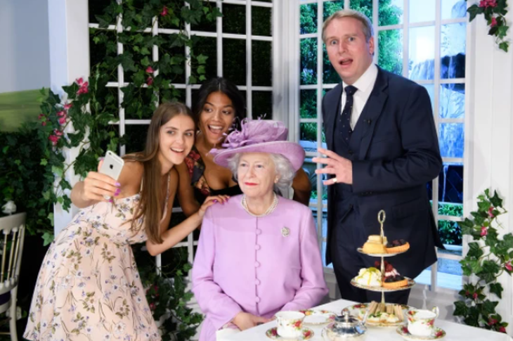 Bí quyết chống lão hóa, trẻ lâu của Nữ hoàng Anh Elizabeth II - Ảnh 11.
