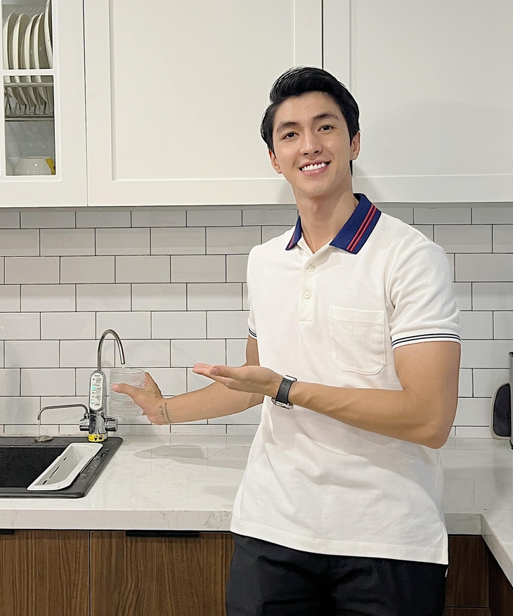 Phong cách thời trang ngoài đời của Bình An 'Gara hạnh phúc' - Ảnh 12.