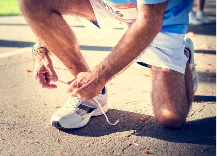 Vận động viên marathon 100 tuổi tiết lộ bí quyết có thể chạy đến 100 tuổi - Ảnh 2.