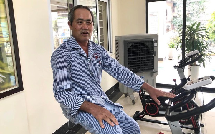 Bệnh nhân ghép phổi: Mỗi ngày tôi lao động 5 tiếng, một năm nay tự đi khám bệnh