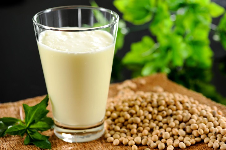 Nhiều người tin rằng đậu nành làm tăng nguy cơ mắc ung thư vú, sự thực thế nào? - Ảnh 2. Nhiều người tin rằng đậu nành làm tăng nguy cơ mắc ung thư vú, sự thực thế nào? - Ảnh 2.