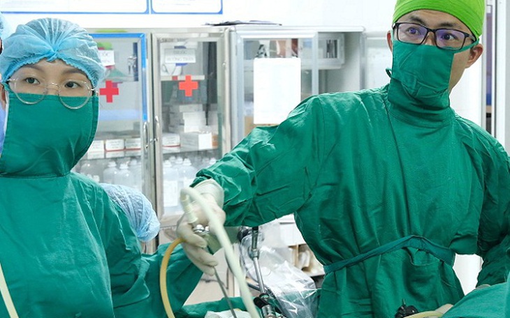 Y tế huyện phẫu thuật nội soi cấp cứu ca chửa ngoài tử cung vỡ