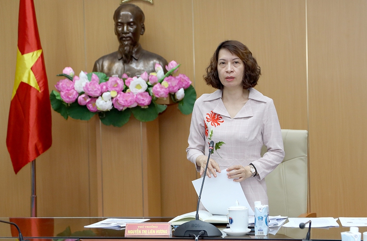 Không lơ là, chủ quan trong phòng chống dịch, tiếp tục phải đẩy nhanh tốc độ tiêm vaccine COVID-19 - Ảnh 1.