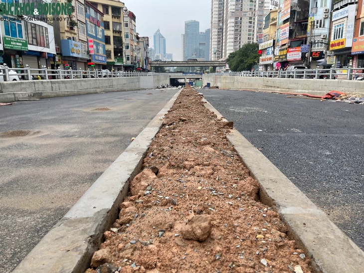 Hầm chui Lê Văn Lương 700 tỷ sắp cán đích - Ảnh 5.