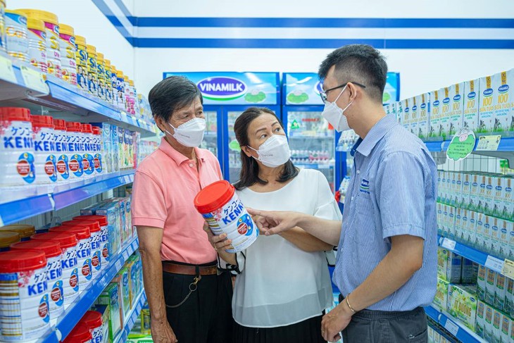 Tín hiệu tích cực ngày càng rõ, Vinamilk đón đà hồi phục trong cuối năm 2022 - đầu năm 2023? - Ảnh 1.