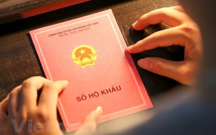 Công dân bị thu hồi sổ hộ khẩu giấy trong những trường hợp nào?
