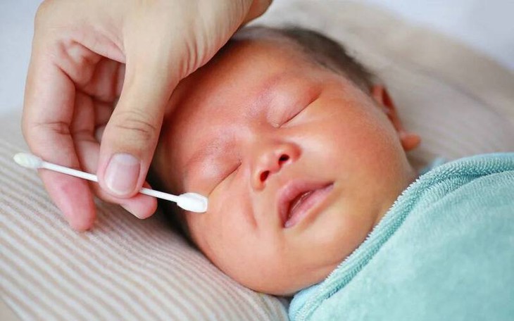 Nhận biết nguyên nhân và điều trị tắc tuyến lệ