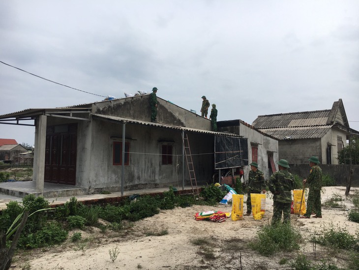 Quyết liệt phòng chống siêu bão Noru từ biển đến rừng - Ảnh 5. Quyết liệt phòng chống siêu bão Noru từ biển đến rừng - Ảnh 5.