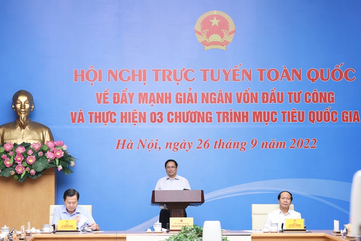 Thủ tướng: 'Làm ngày làm đêm' để thúc đẩy giải ngân đầu tư công - Ảnh 2. Thủ tướng: 'Làm ngày làm đêm' để thúc đẩy giải ngân đầu tư công - Ảnh 2.