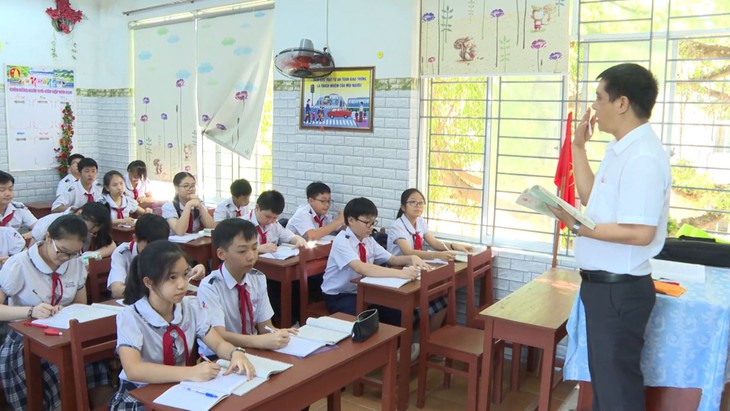 Ứng phó bão Noru, nhiều địa phương chủ động cho học sinh nghỉ học để đảm bảo an toàn - Ảnh 3.