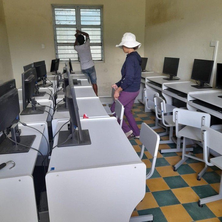Hơn 1 triệu học sinh nghỉ học để tránh bão Noru - Ảnh 2. Hơn 1 triệu học sinh nghỉ học để tránh bão Noru - Ảnh 2.