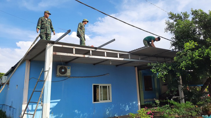 Sẵn sàng đưa người dân huyện đảo Cồn Cỏ vào hầm trú ẩn để tránh bão số 4 - Ảnh 2.