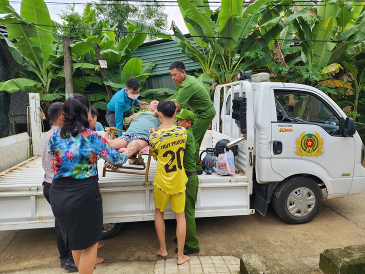 Ứng phó siêu bão Noru: Nhiều trường thuộc Đại học Huế mở cửa cho sinh viên tránh trú - Ảnh 2.