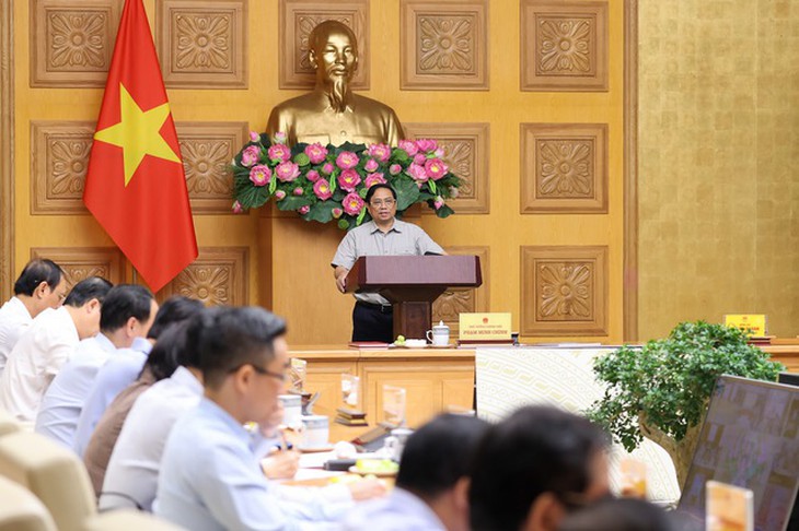 Thủ tướng: 'Cương quyết di dời dân khỏi vùng nguy hiểm, cần thiết thì cưỡng chế sơ tán' - Ảnh 3.