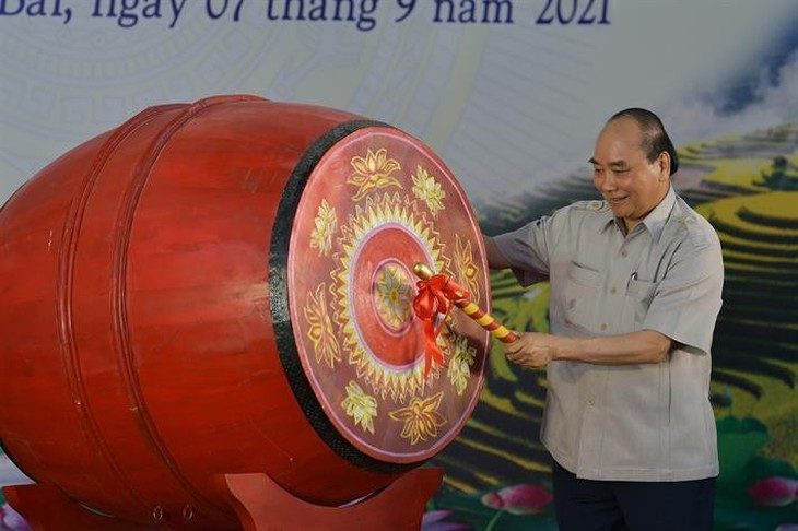 Chủ tịch nước gửi thư nhân dịp khai giảng năm học 2022-2023: 'Hết mưa là nắng hửng lên thôi' - Ảnh 1.