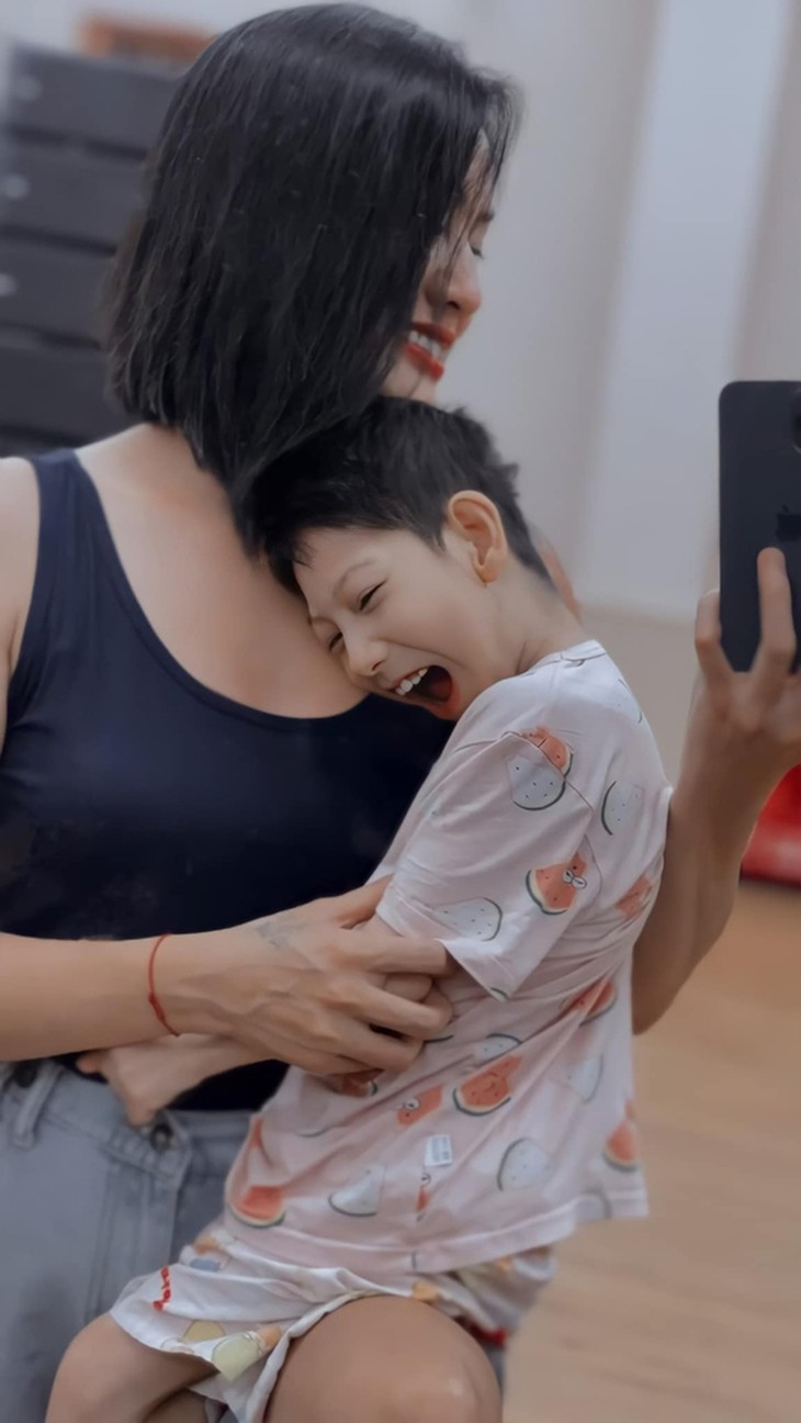 Phận gái truân chuyên của NSND Minh Hằng - diễn viên Minh Cúc phim "Đấu trí" - Ảnh 4.